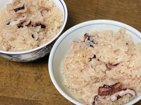 たこ飯　業務スーパーの姜葱醤でタコおこわ